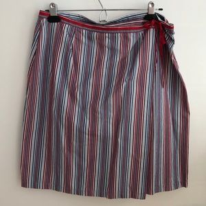 ⭐️⭐️Ann Taylor Wrap Skirt⭐️⭐️